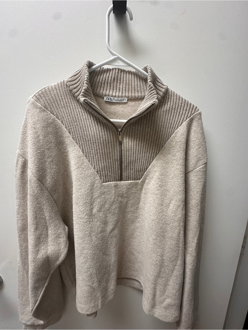 Zara Men Neutral Beige Half-Zip Ribbed Yoke Sweater